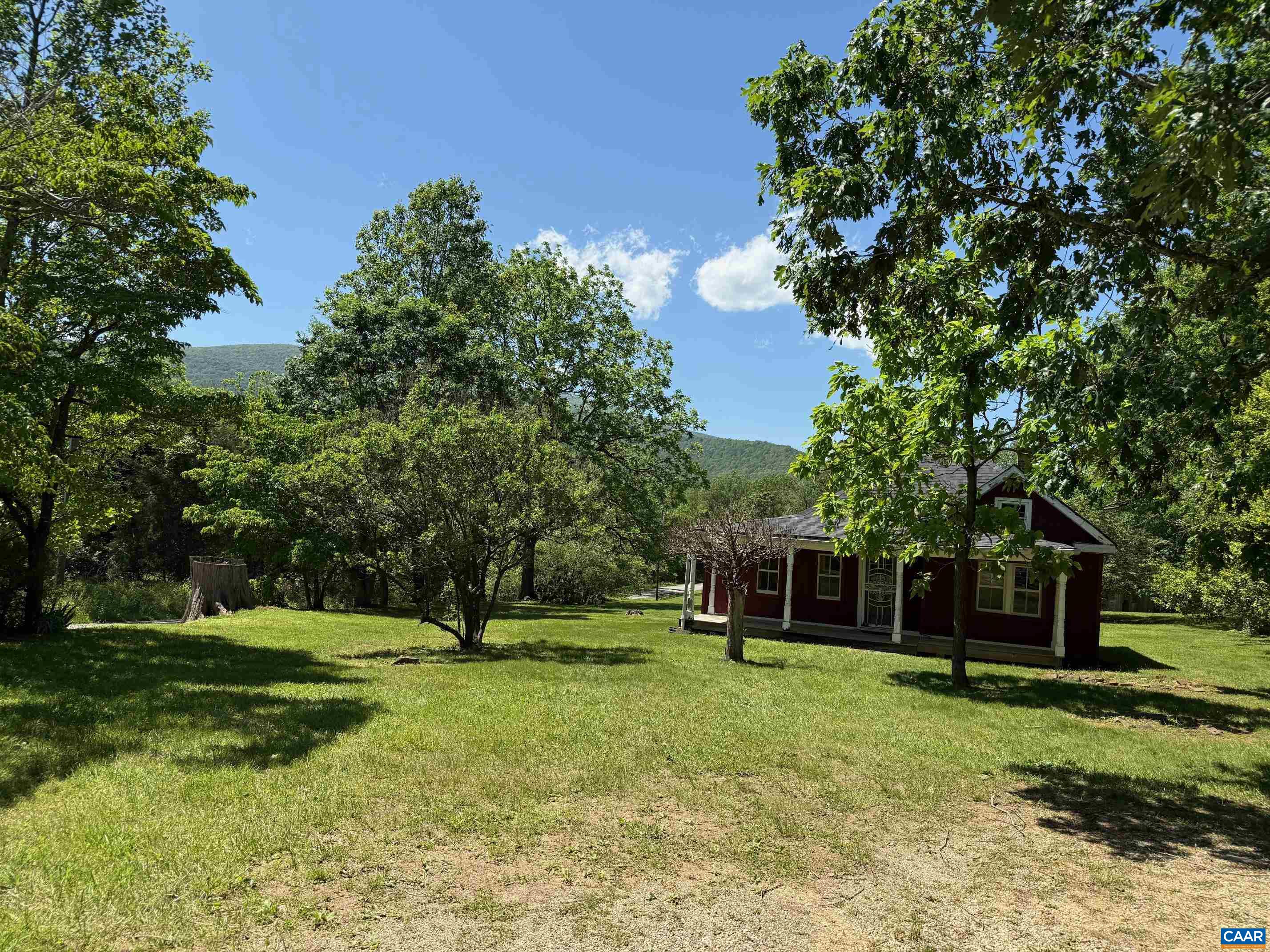 240 BLUNDELL HOLLOW RD