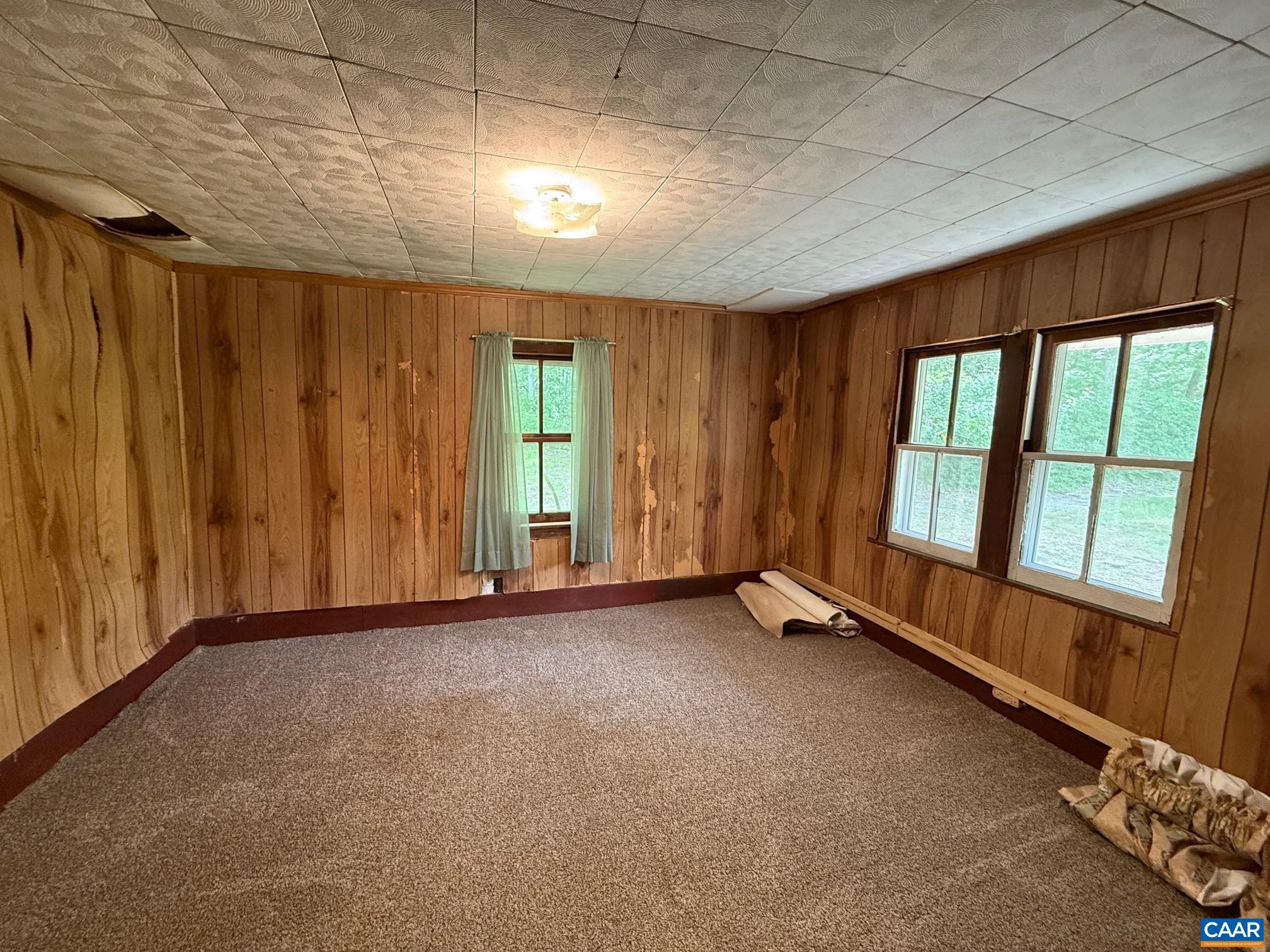 240 BLUNDELL HOLLOW RD
