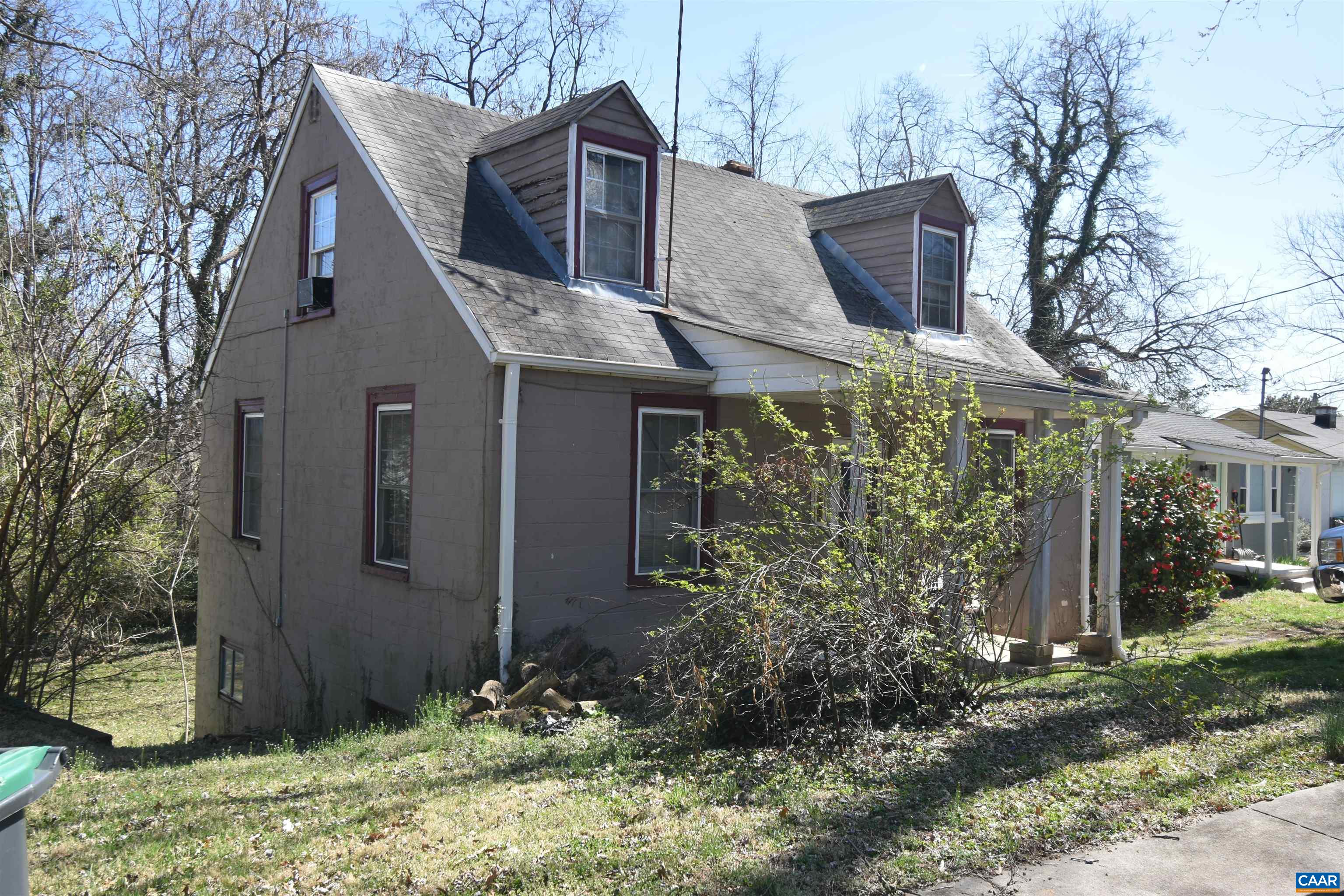 706 NW 12TH ST