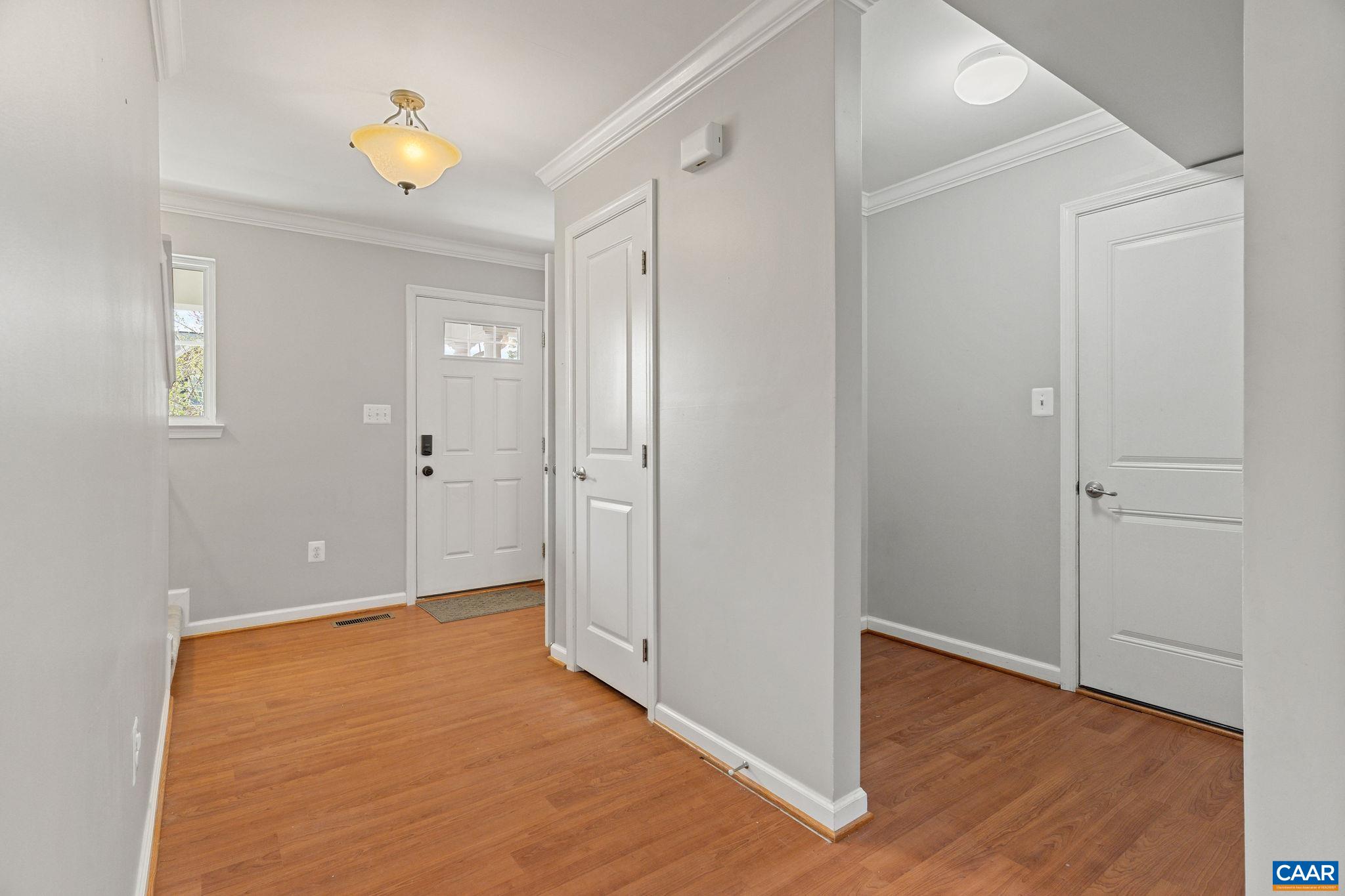 663 JUSTIN DR