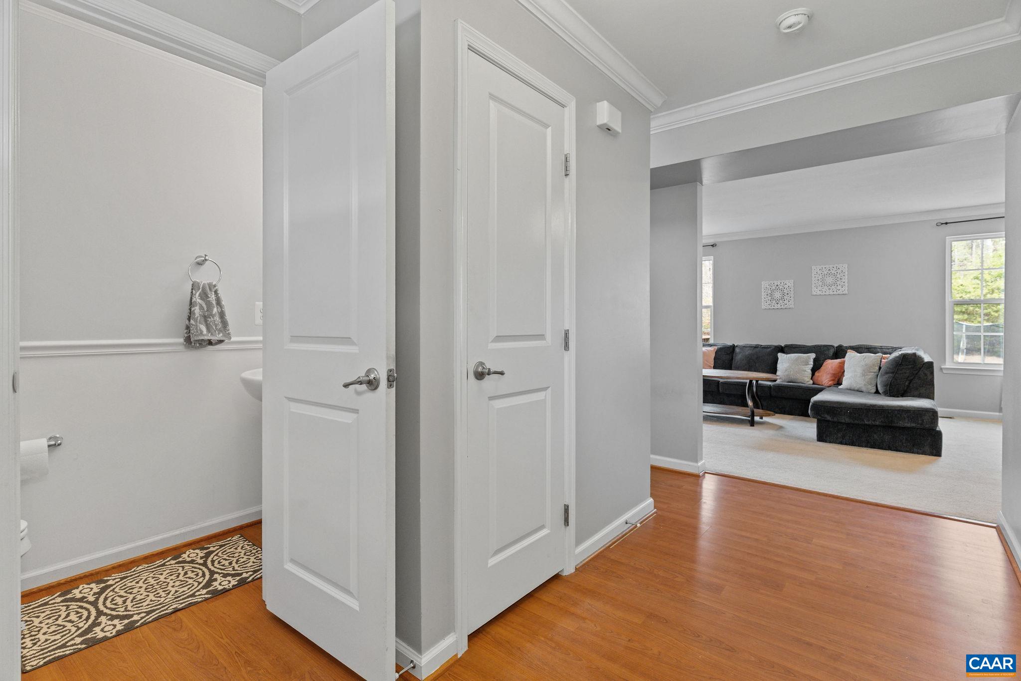 663 JUSTIN DR