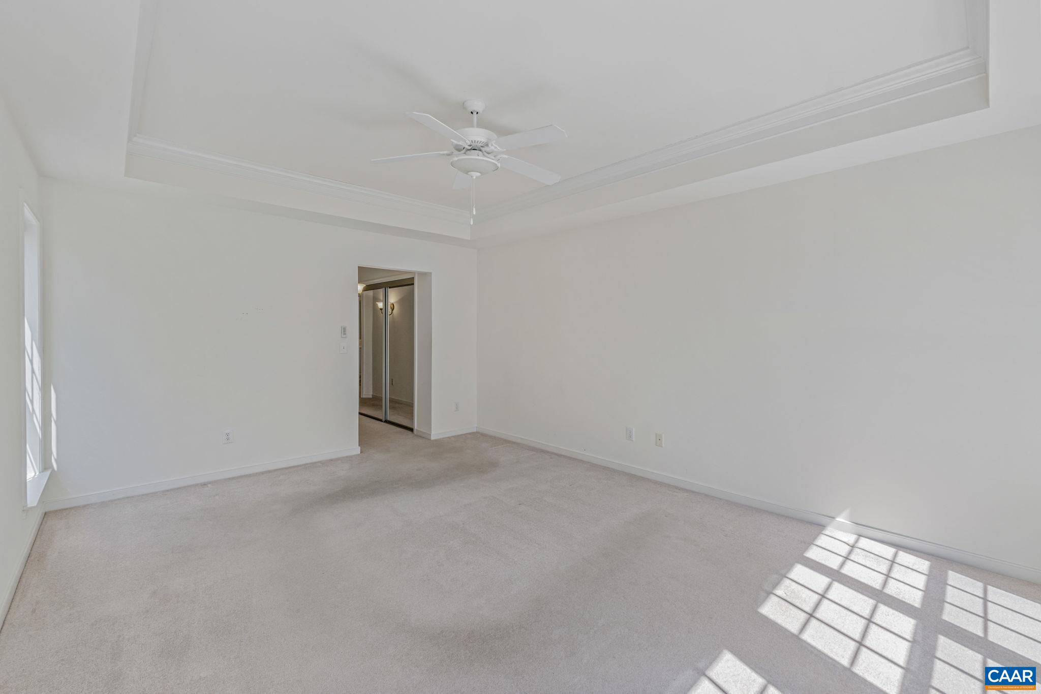1347 SINGLETON LN