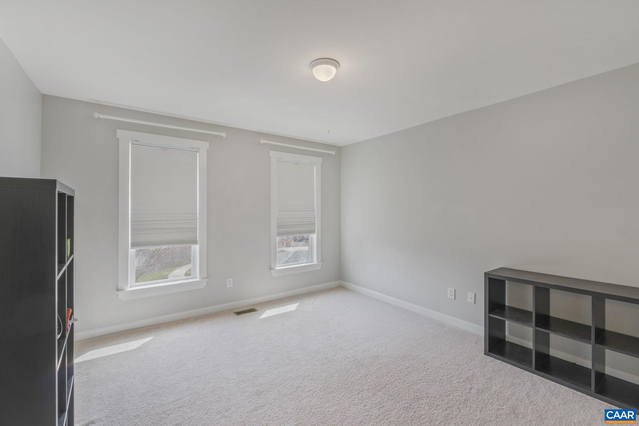 7127 BRADBURY CT