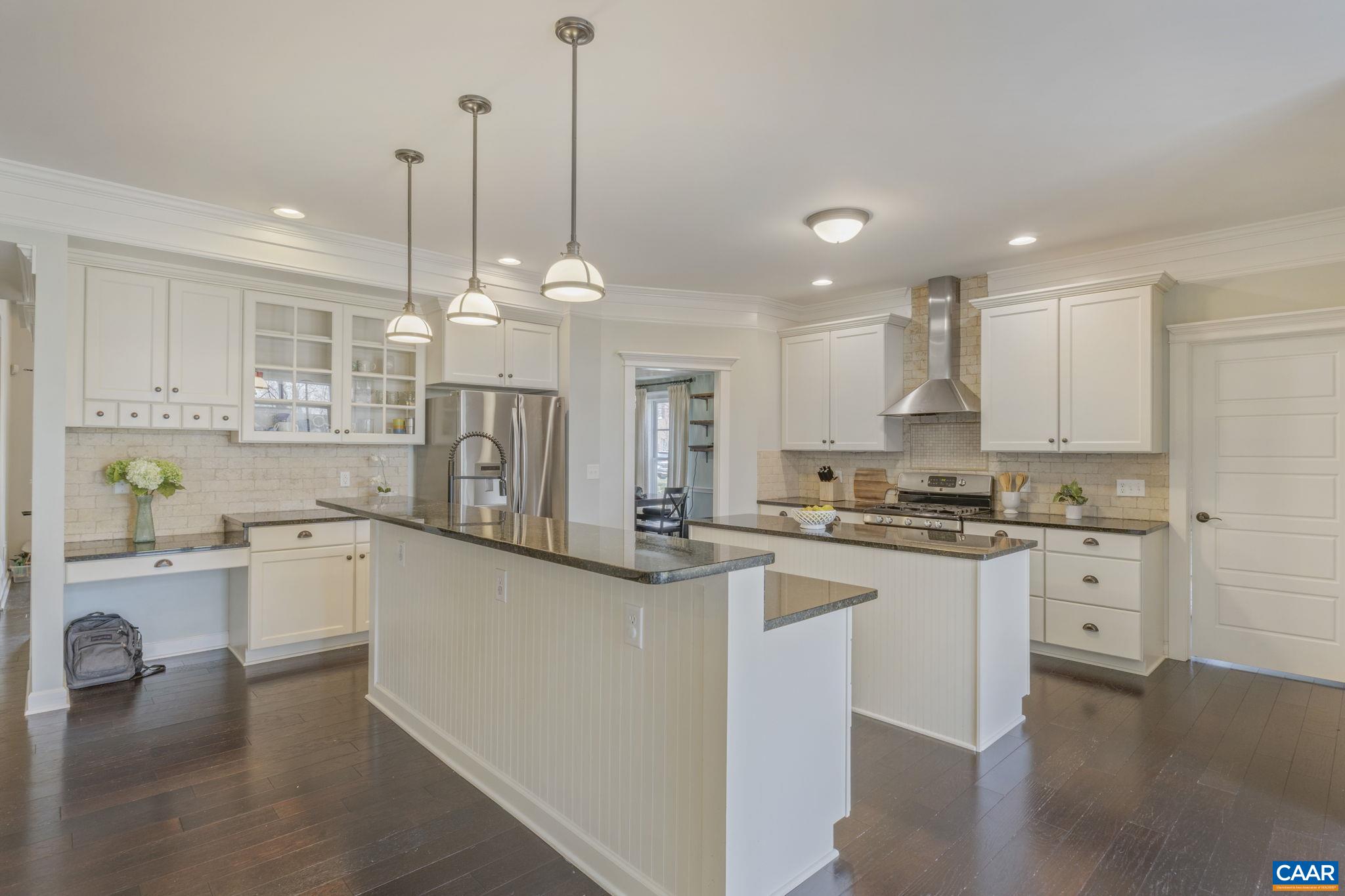 7127 BRADBURY CT