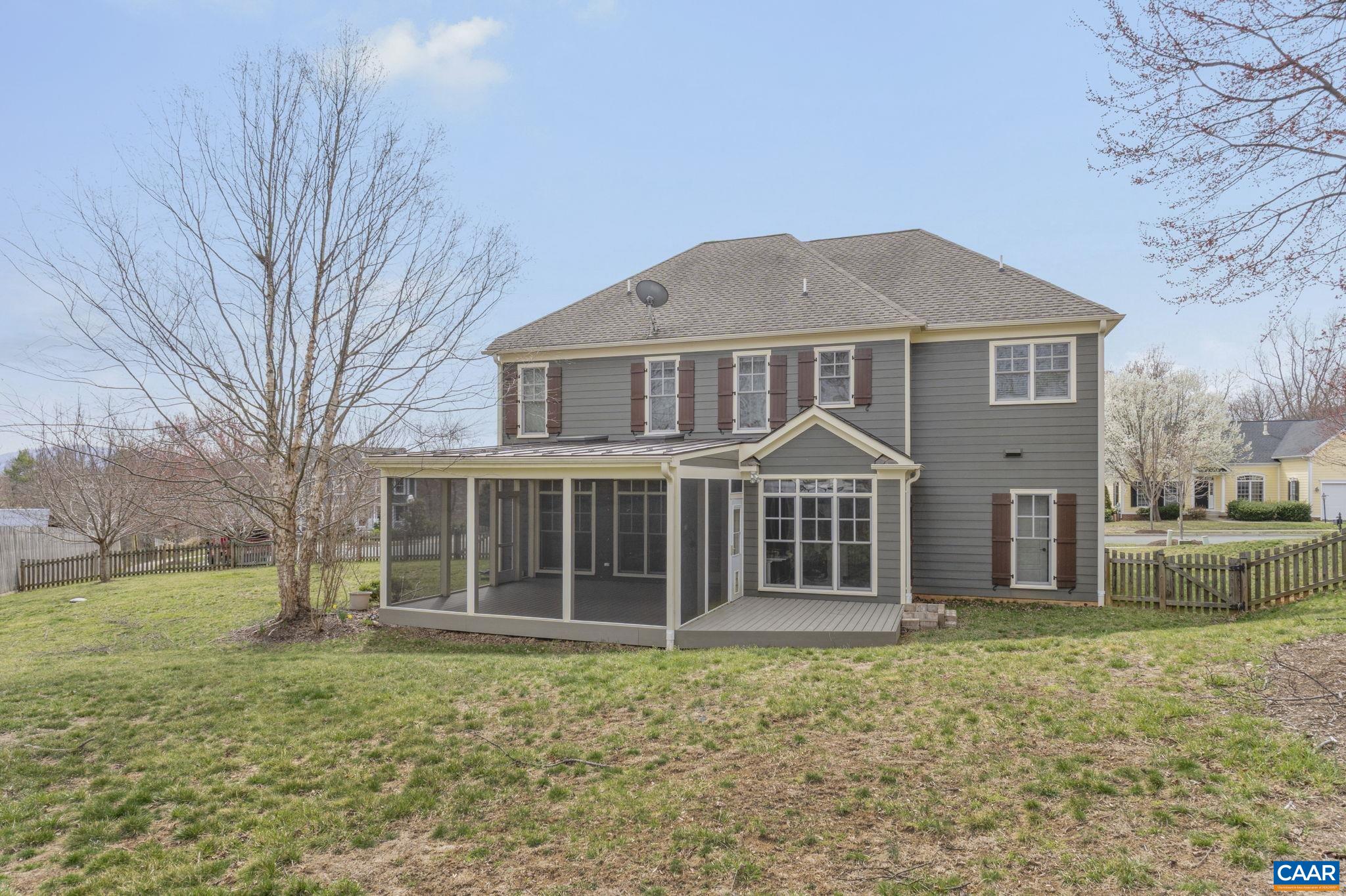 7127 BRADBURY CT
