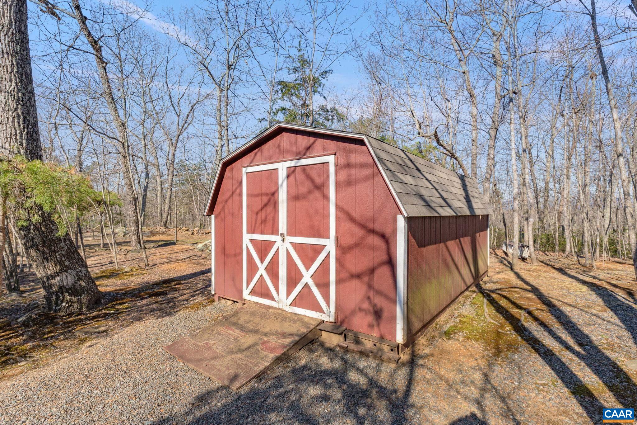 4305 RIDGE RD