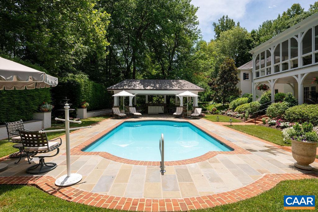 2715 FARMINGTON HTS