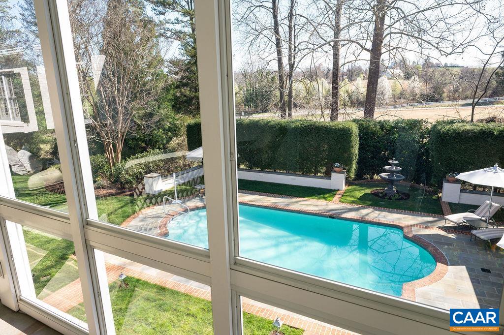 2715 FARMINGTON HTS