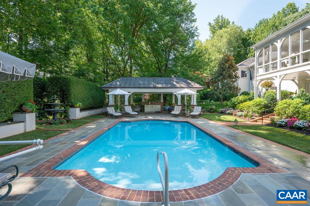 2715 FARMINGTON HTS