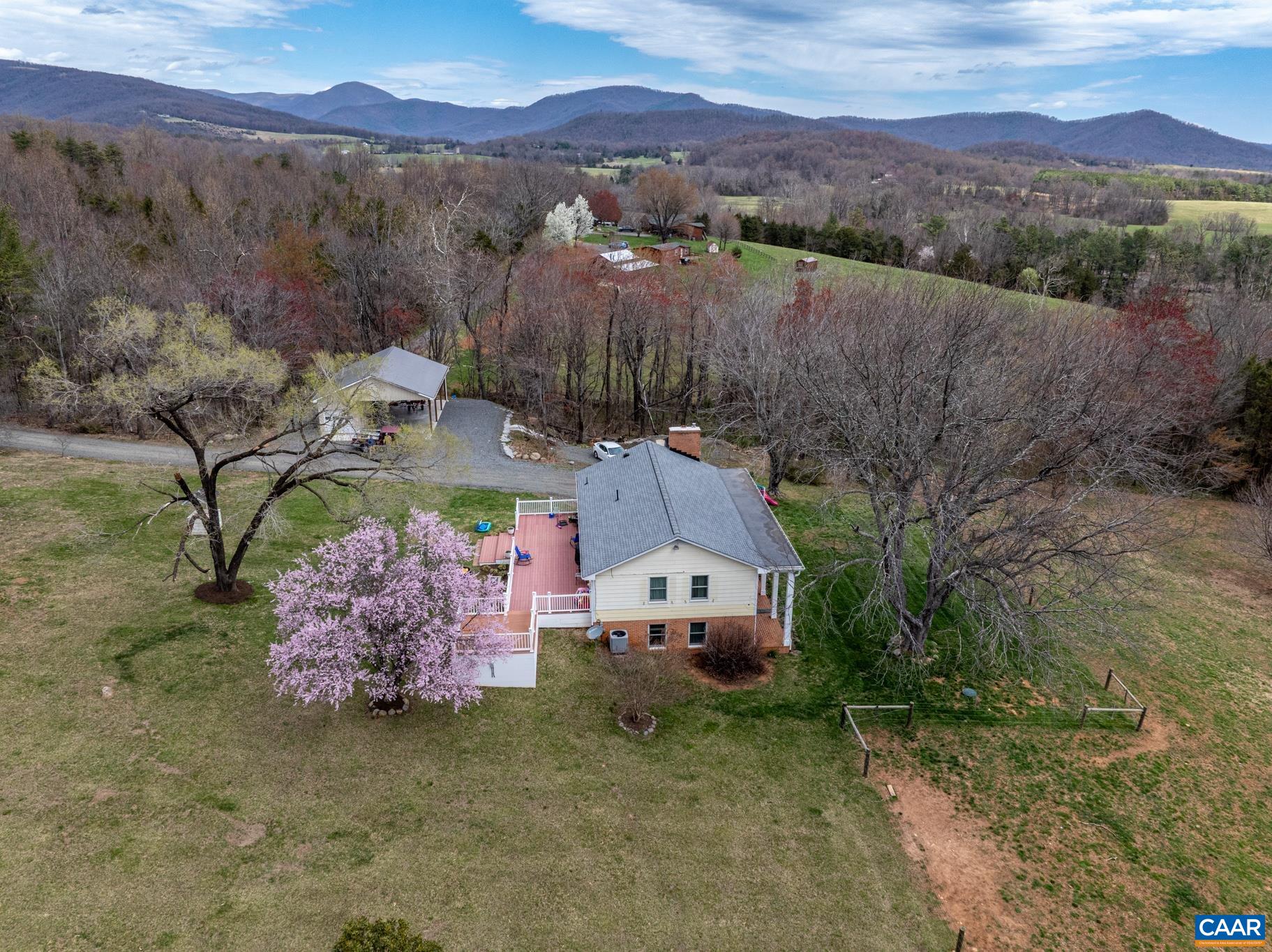 144 TRANQUIL LN