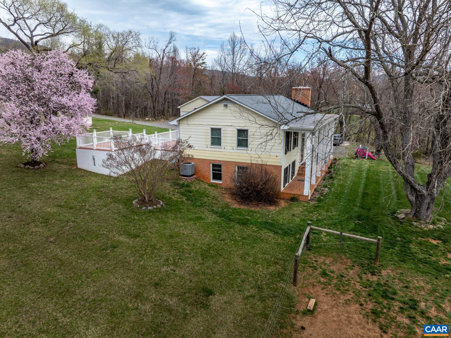 144 TRANQUIL LN