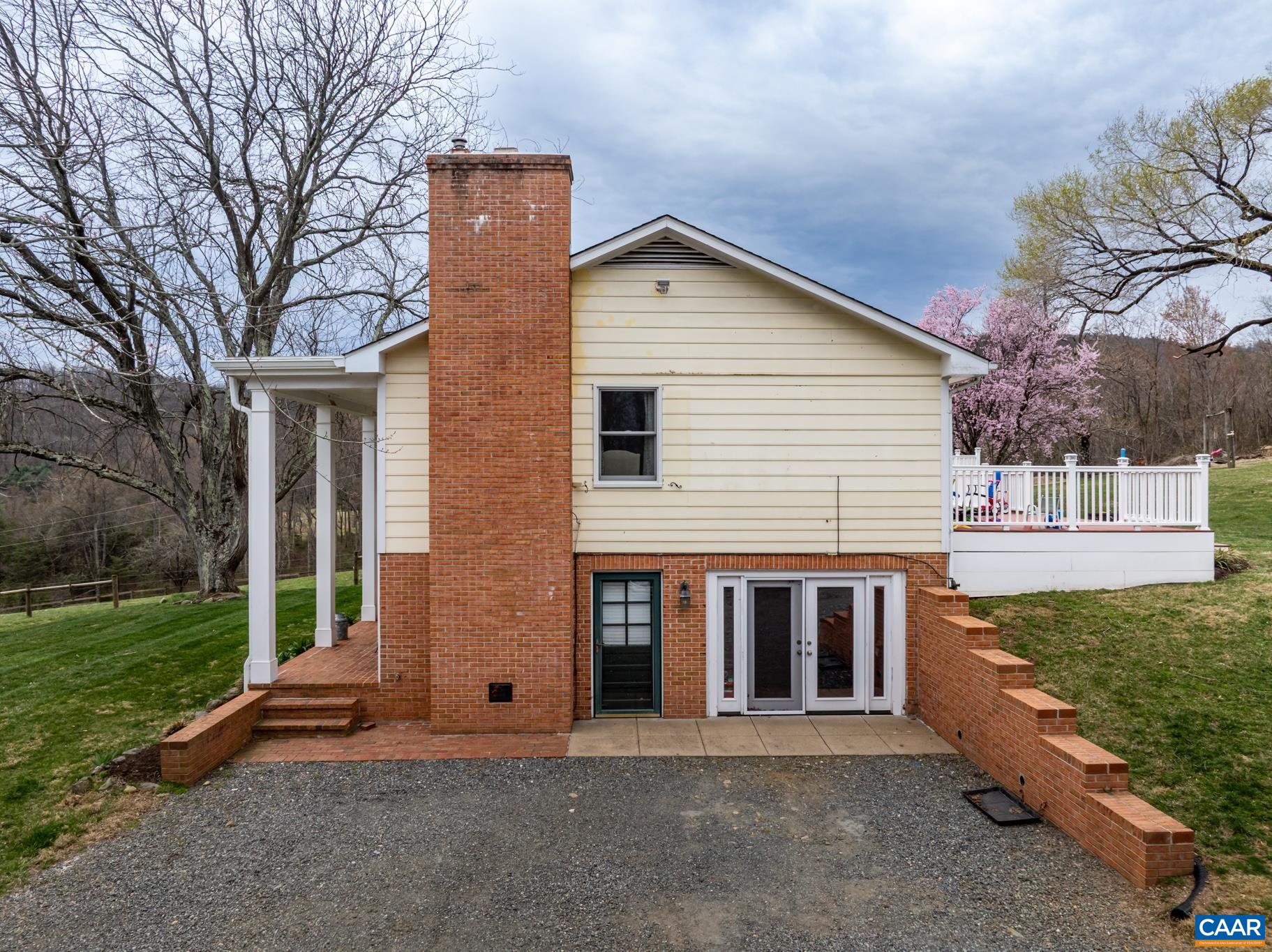 144 TRANQUIL LN
