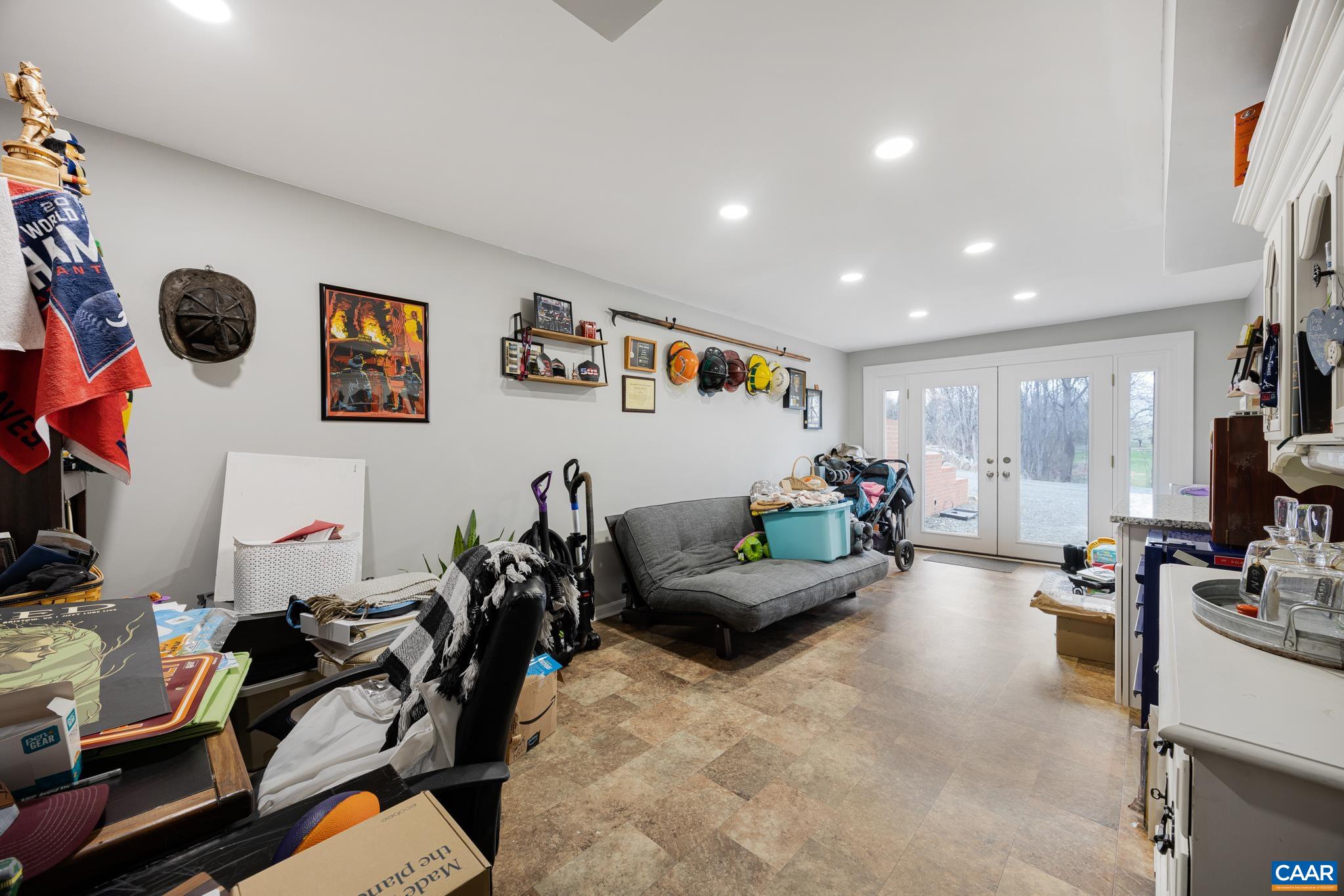 144 TRANQUIL LN