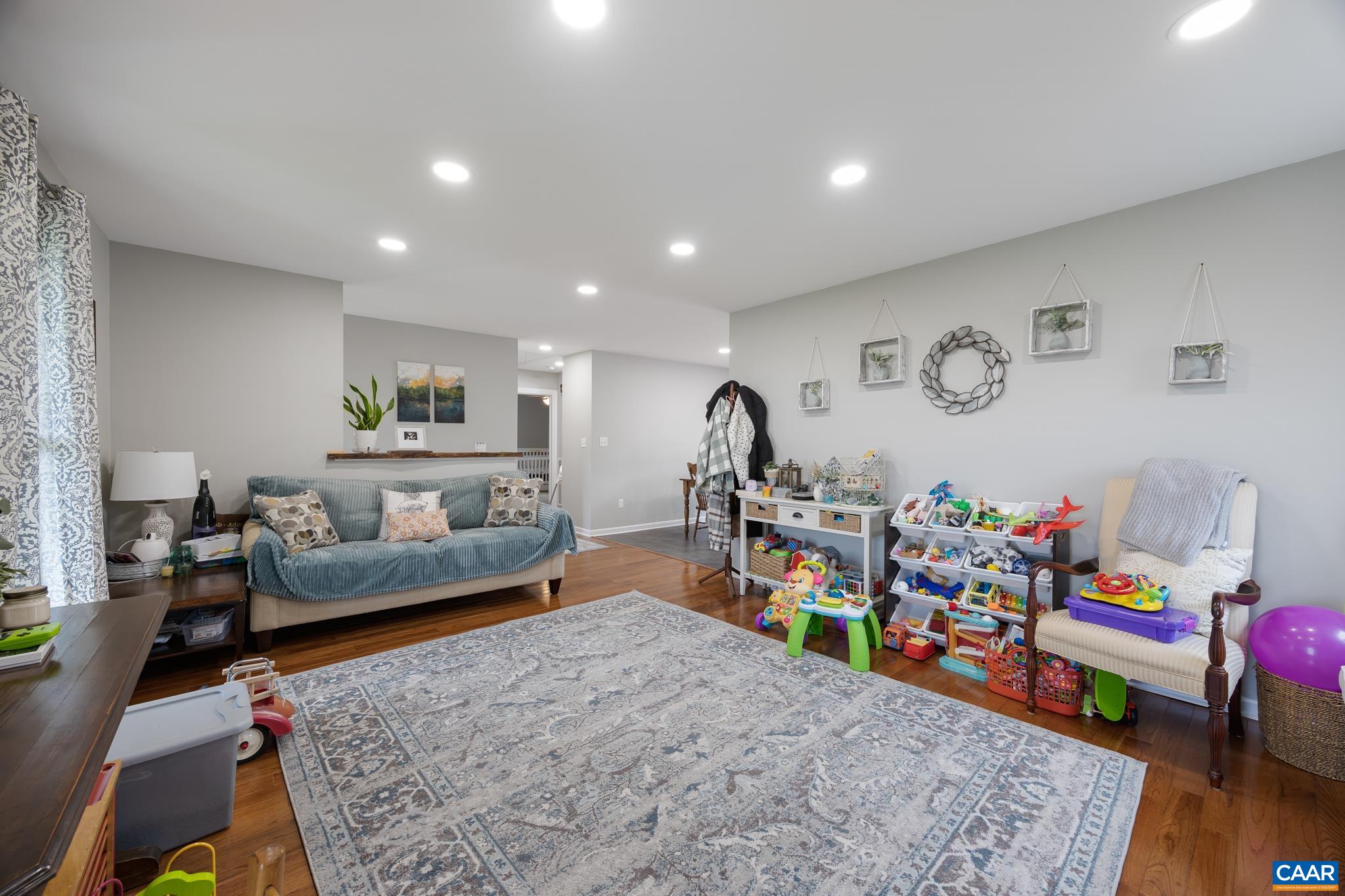 144 TRANQUIL LN
