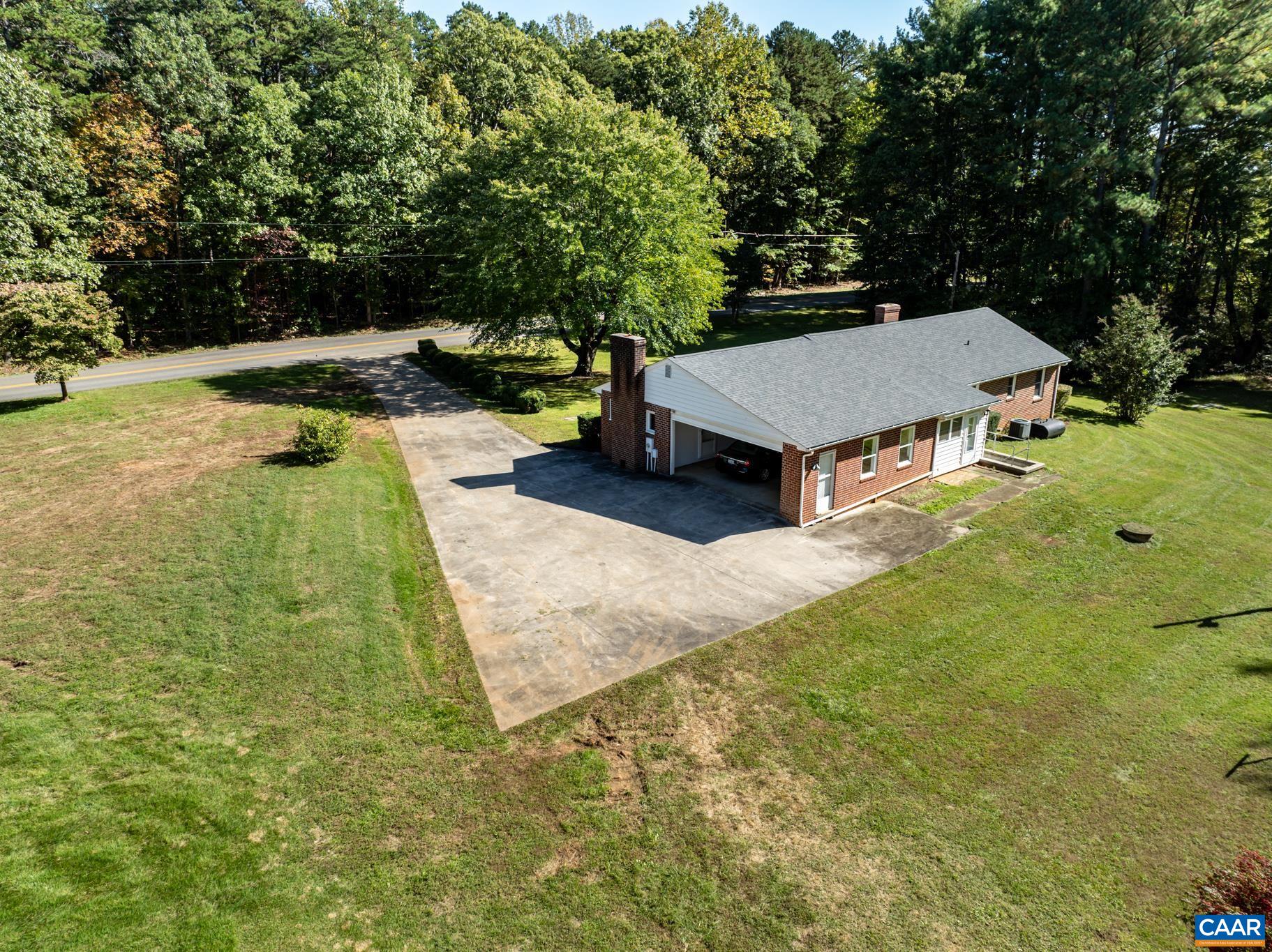 1040 ADVANCE MILLS RD
