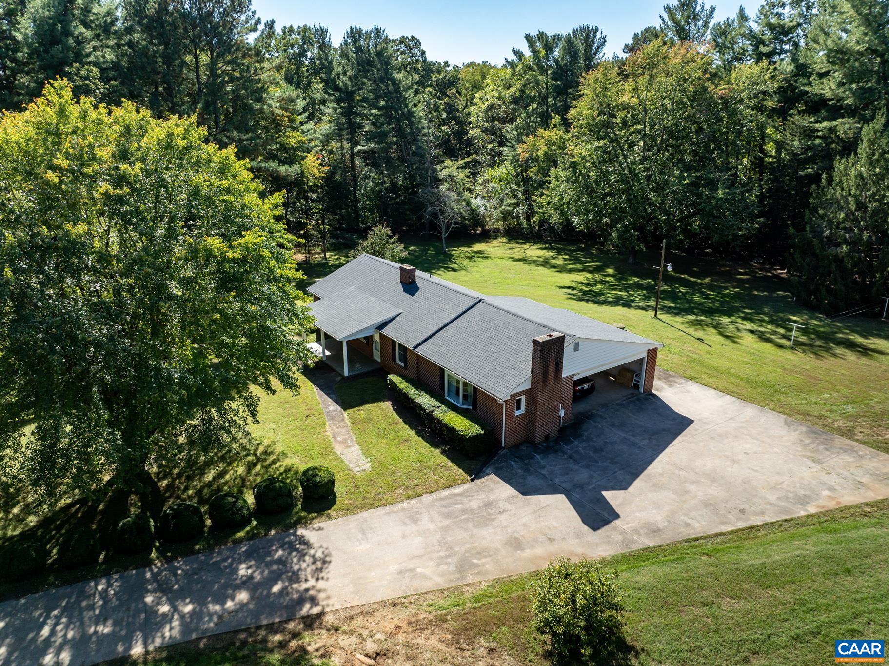 1040 ADVANCE MILLS RD