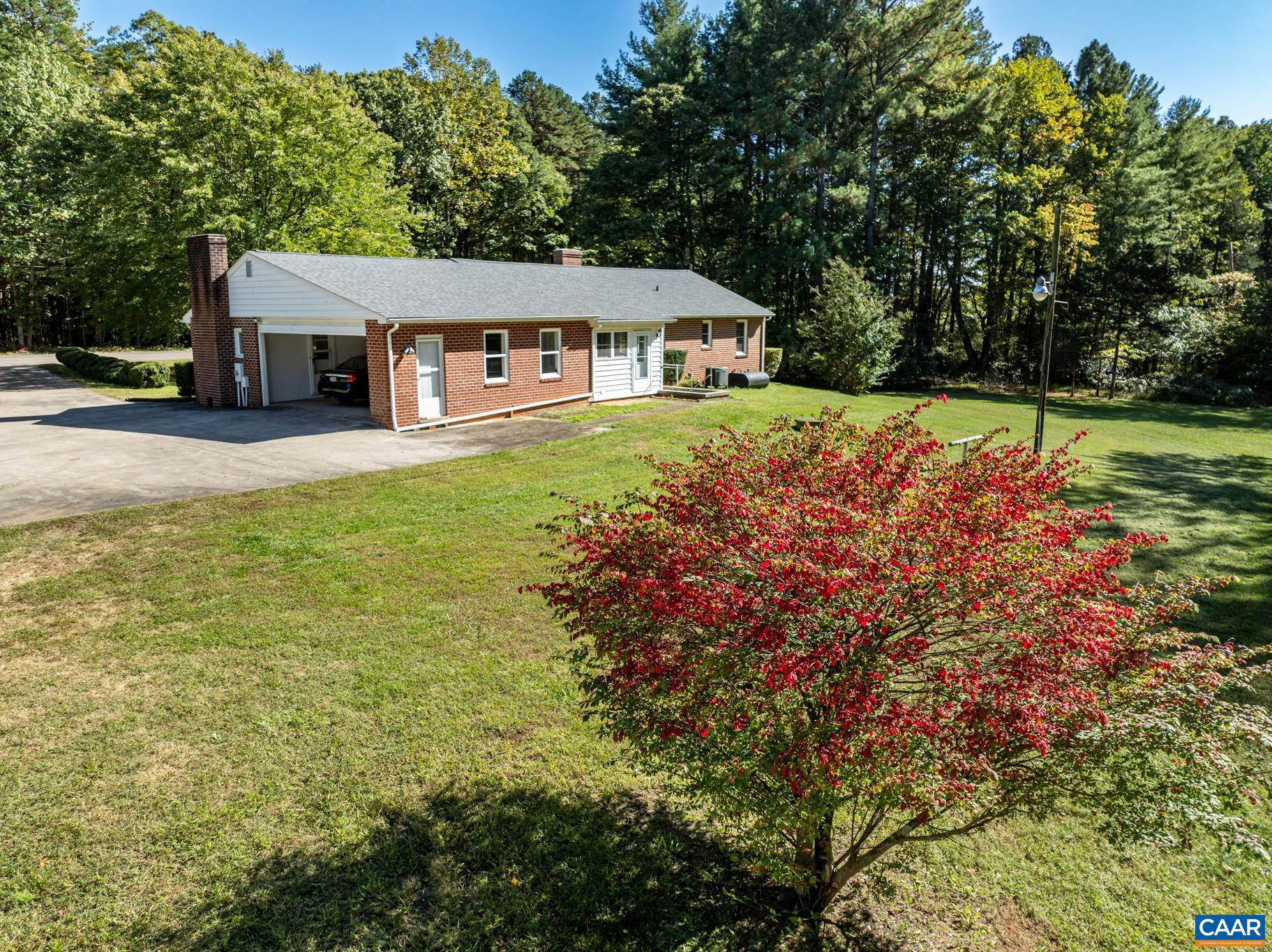 1040 ADVANCE MILLS RD
