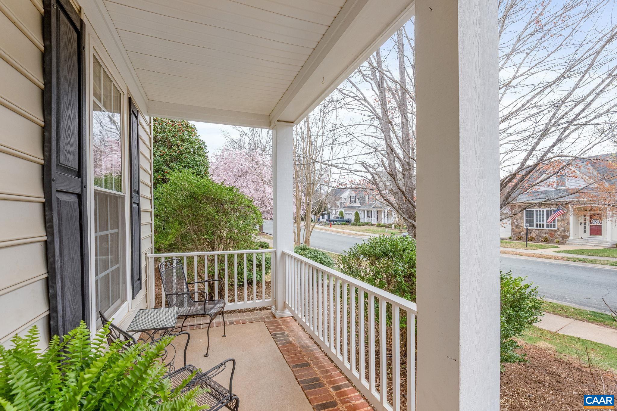 3329 TURNBERRY CIR