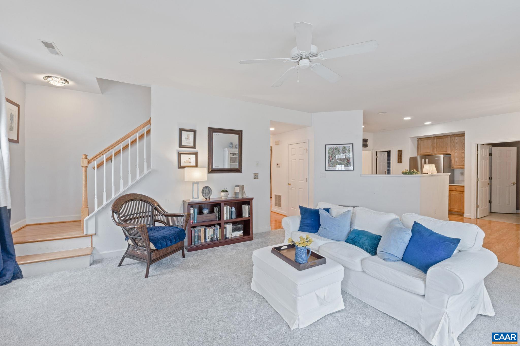 3329 TURNBERRY CIR