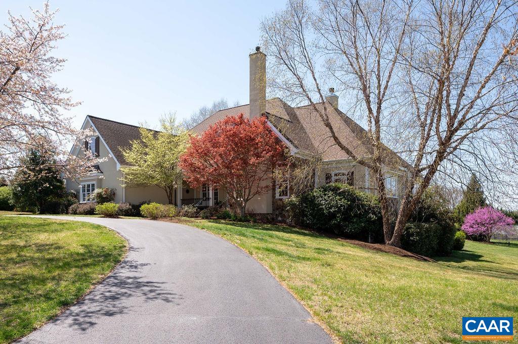 500 ROCKS FARM DR