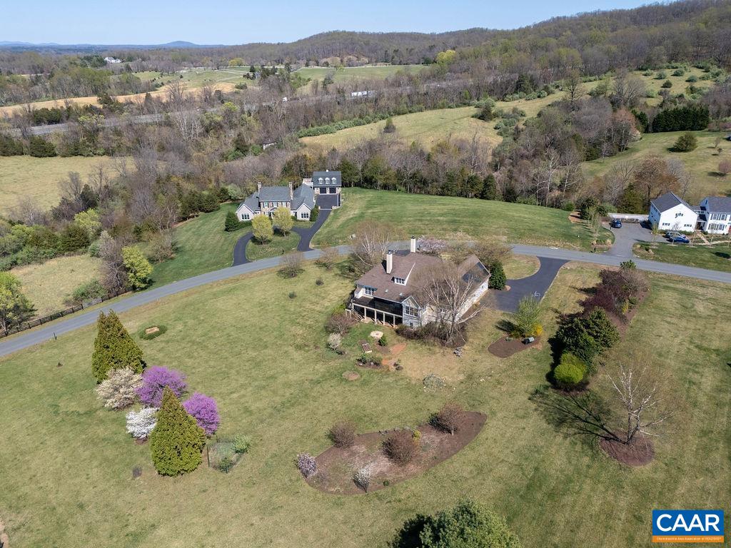 500 ROCKS FARM DR