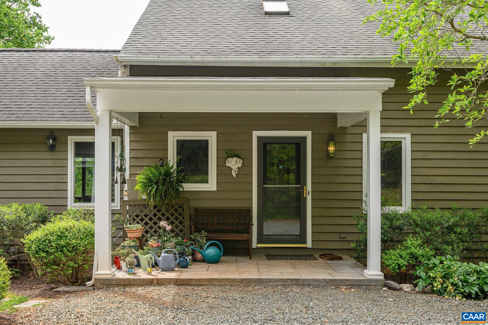 888 WOLF TRAP RD