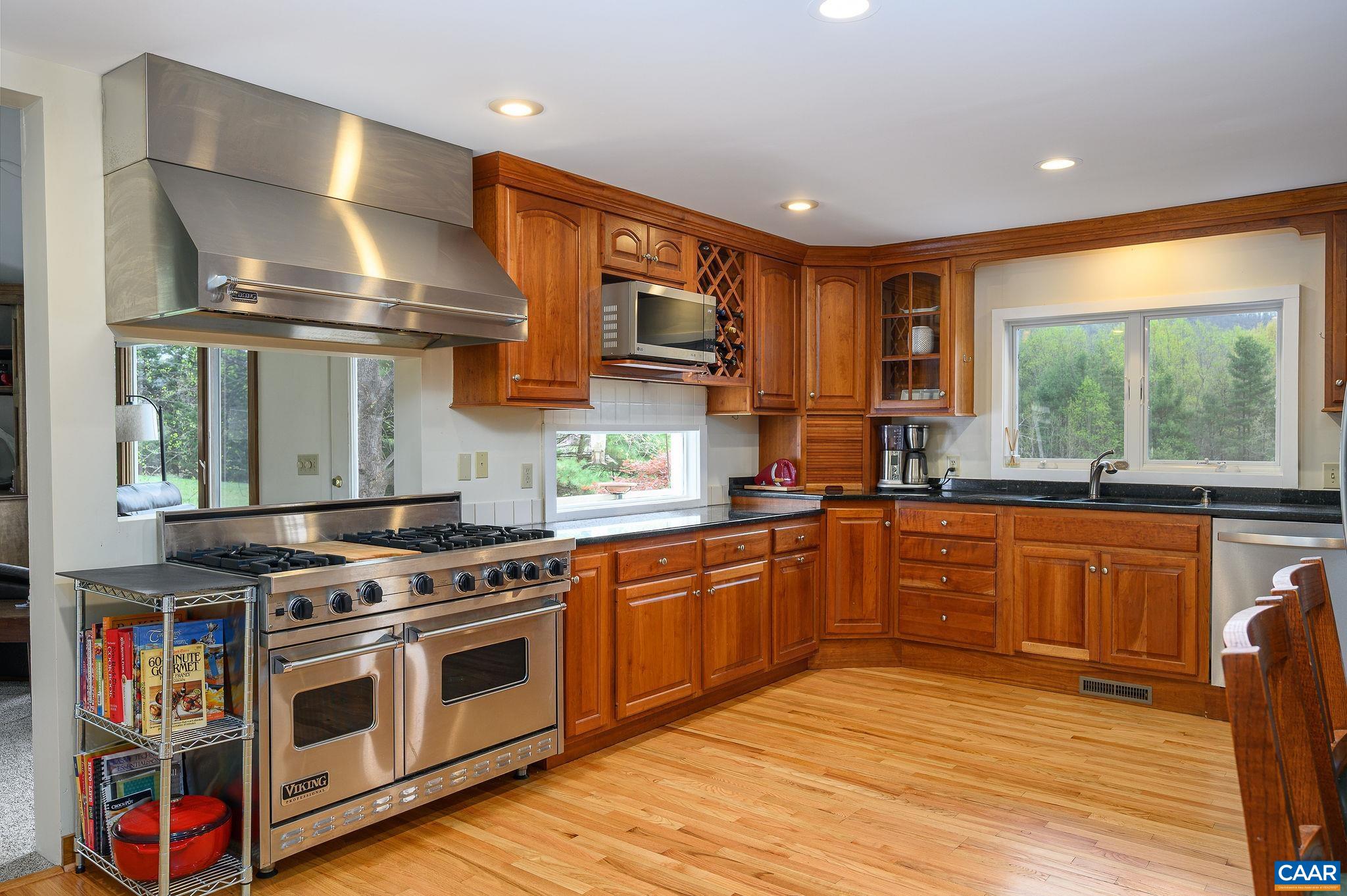 888 WOLF TRAP RD