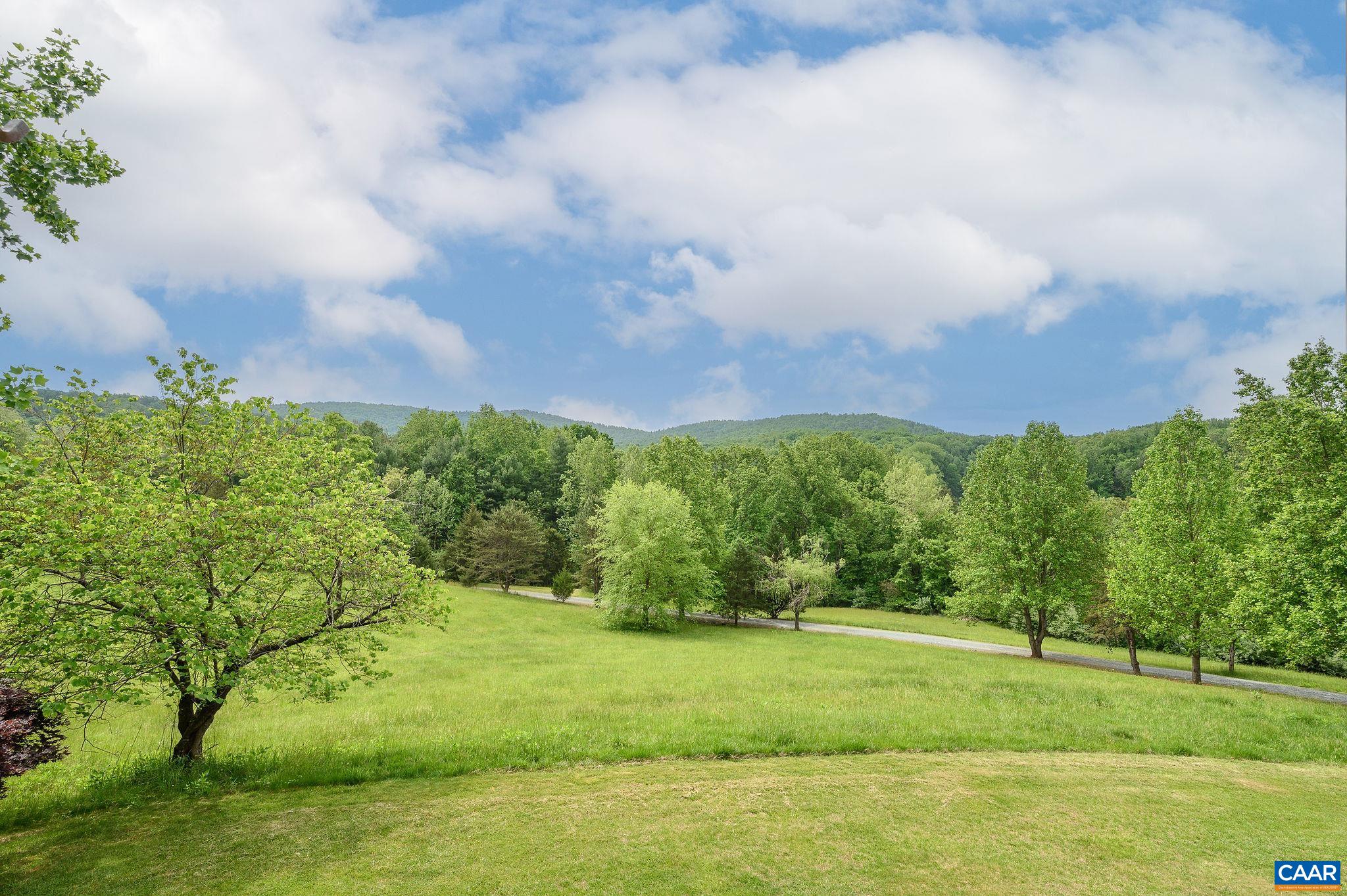 888 WOLF TRAP RD