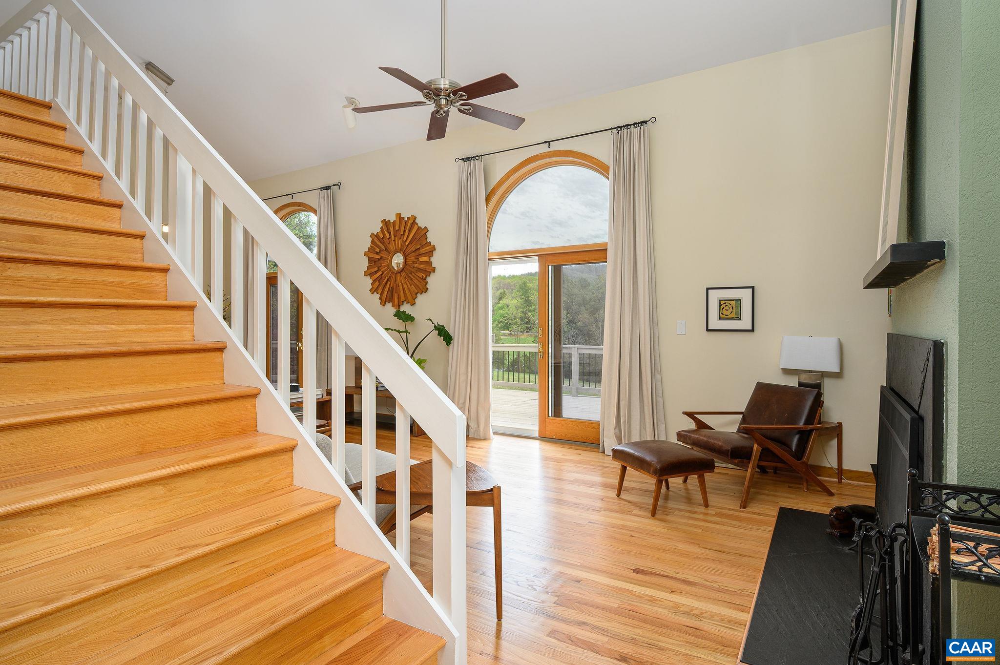 888 WOLF TRAP RD