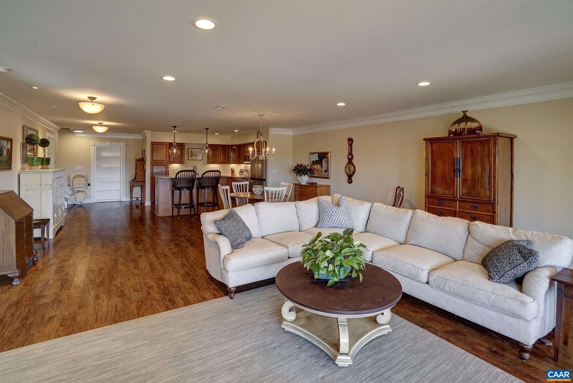 638 BAYWICK CIR