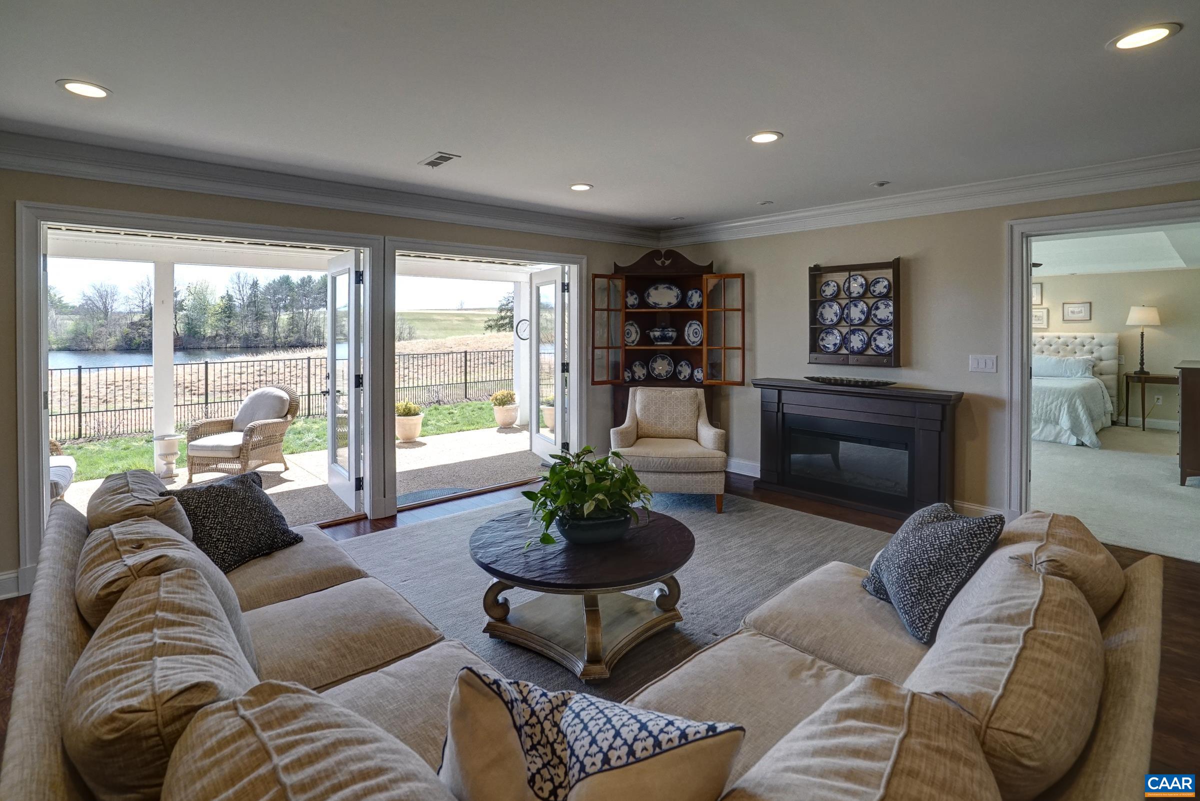 638 BAYWICK CIR