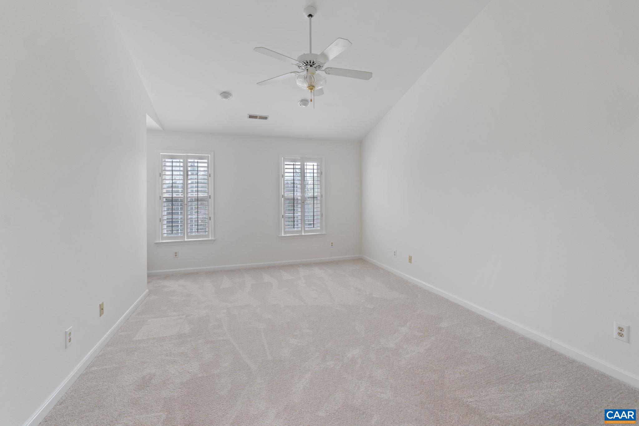 1216 RAINTREE DR