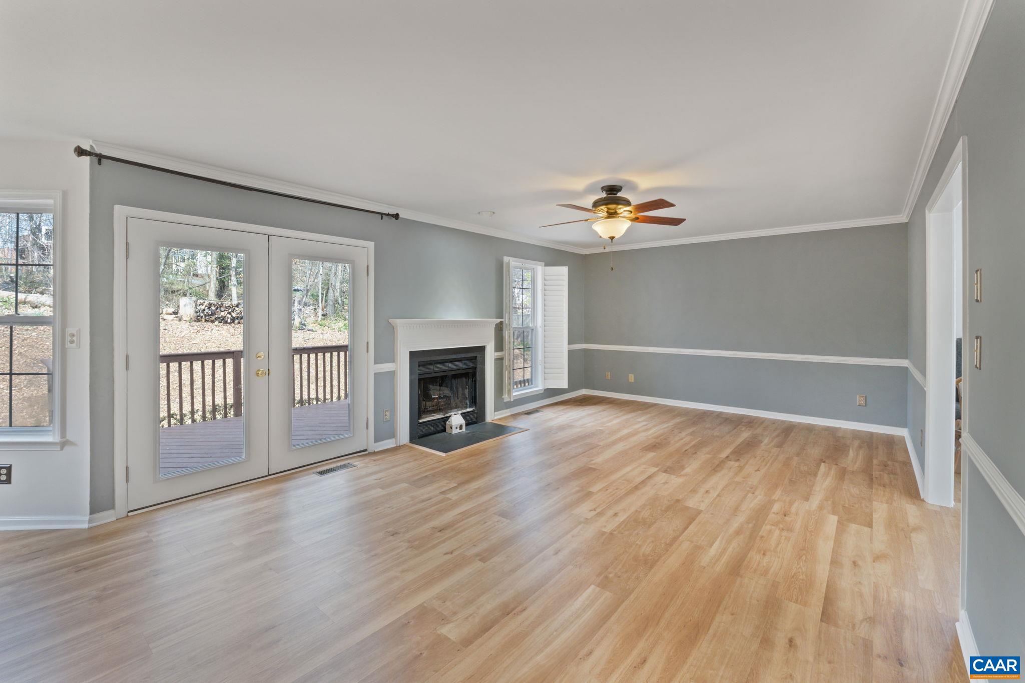 1216 RAINTREE DR