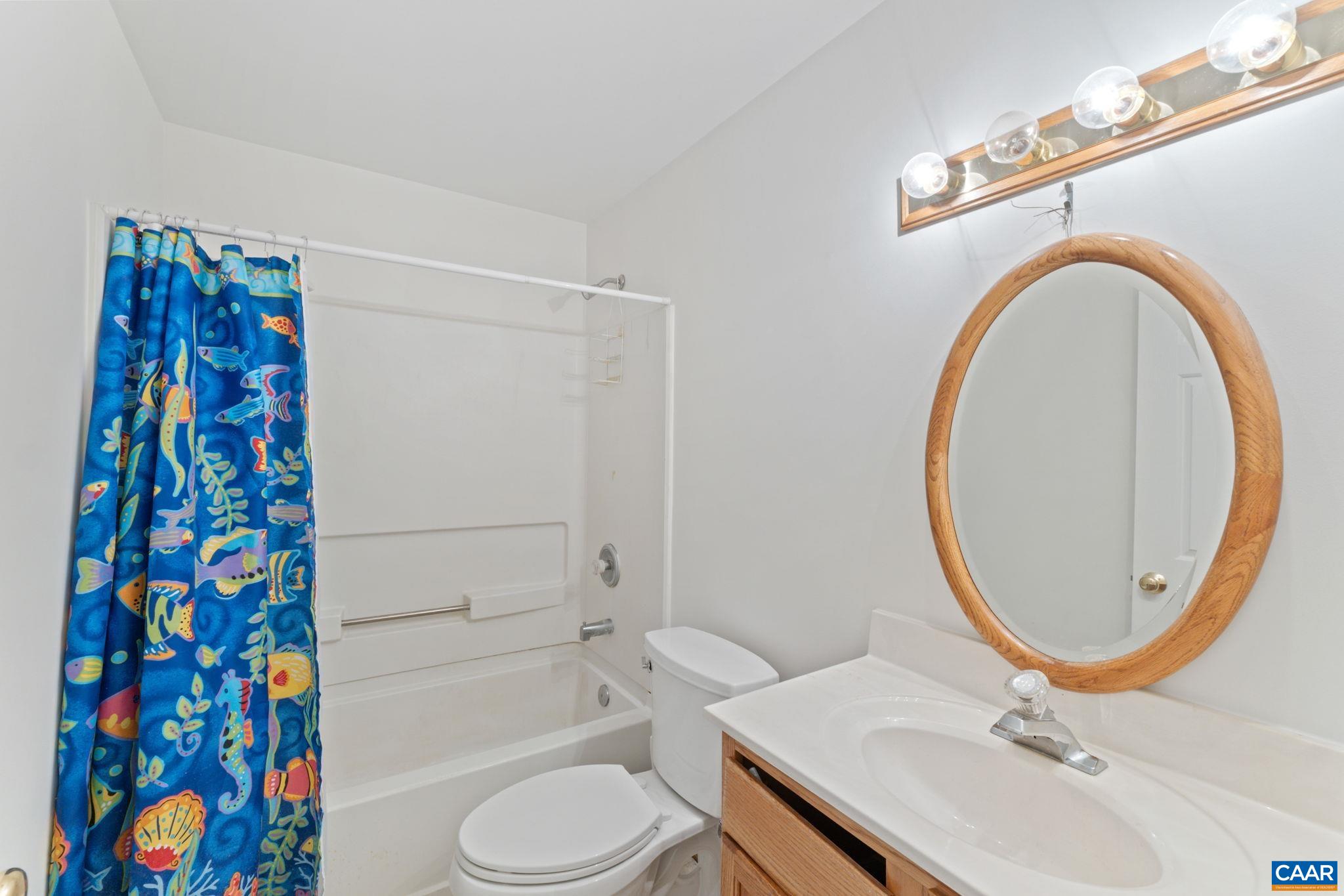 1216 RAINTREE DR