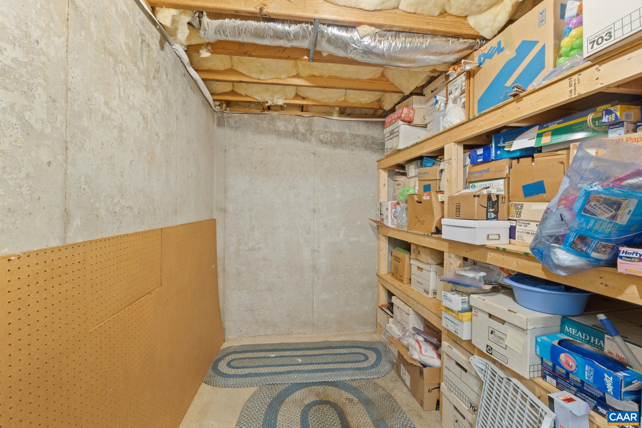 1216 RAINTREE DR