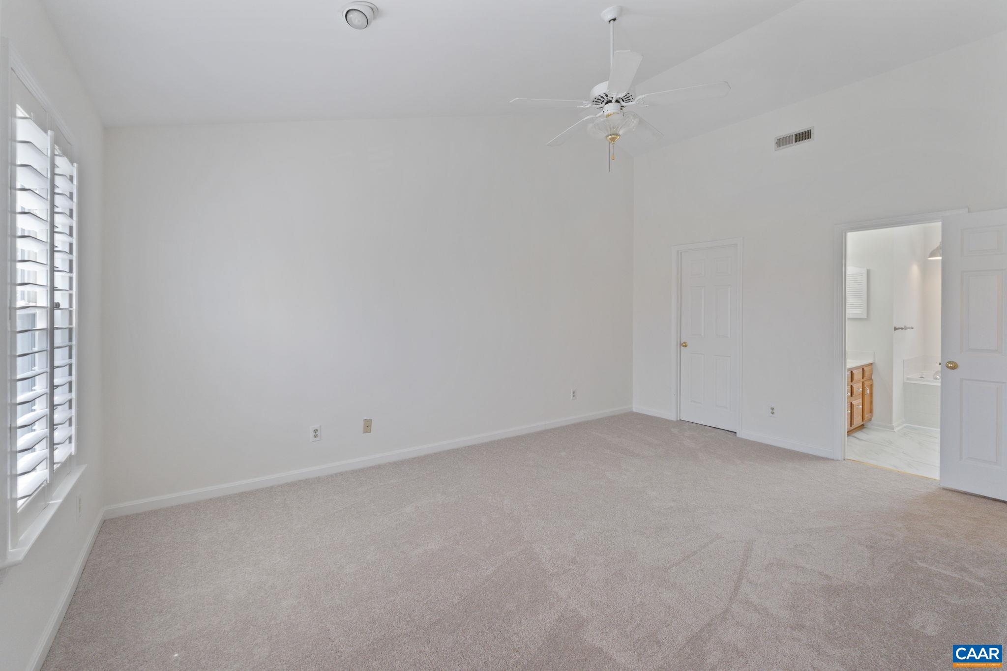 1216 RAINTREE DR