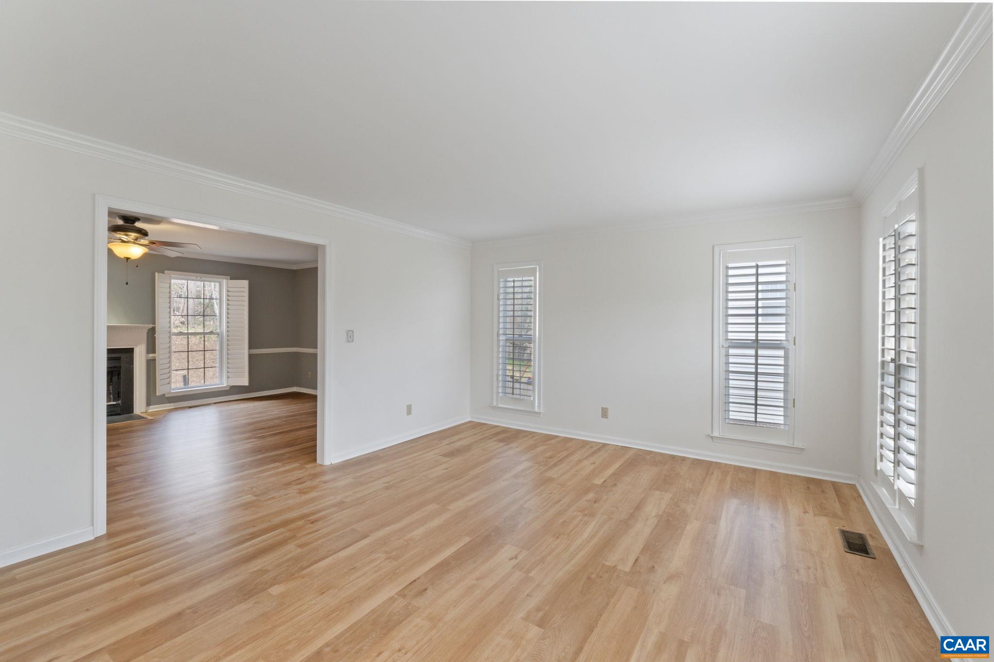 1216 RAINTREE DR