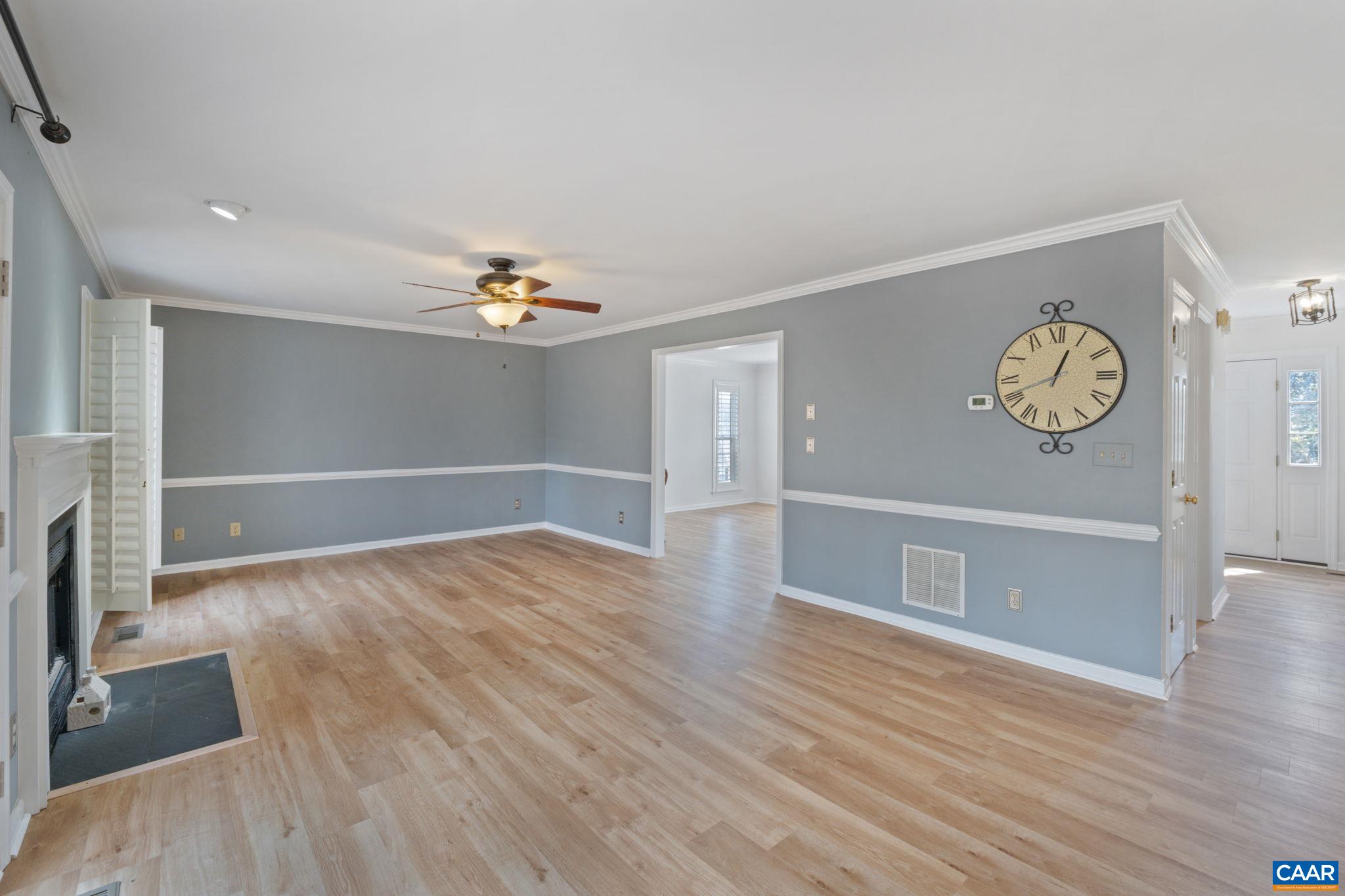 1216 RAINTREE DR
