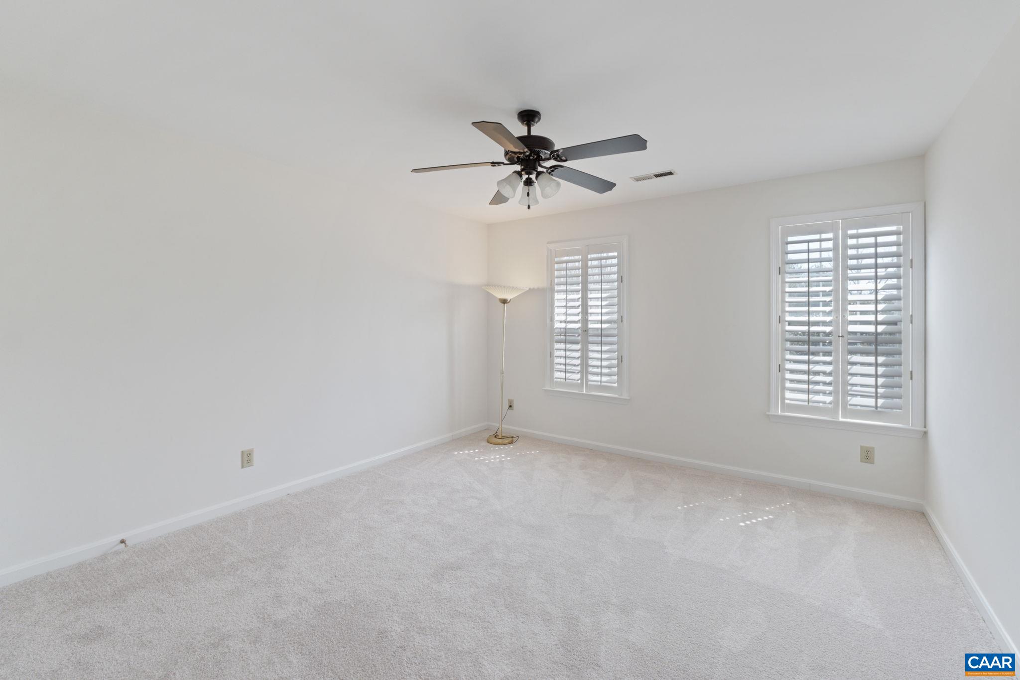 1216 RAINTREE DR