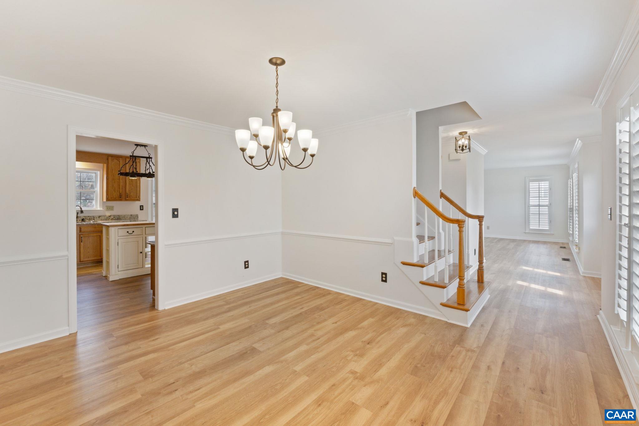 1216 RAINTREE DR