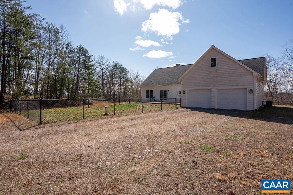 4120 GREEN CREEK RD