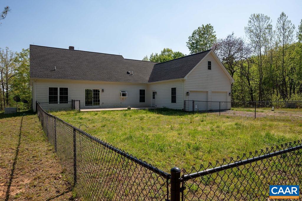 4120 GREEN CREEK RD