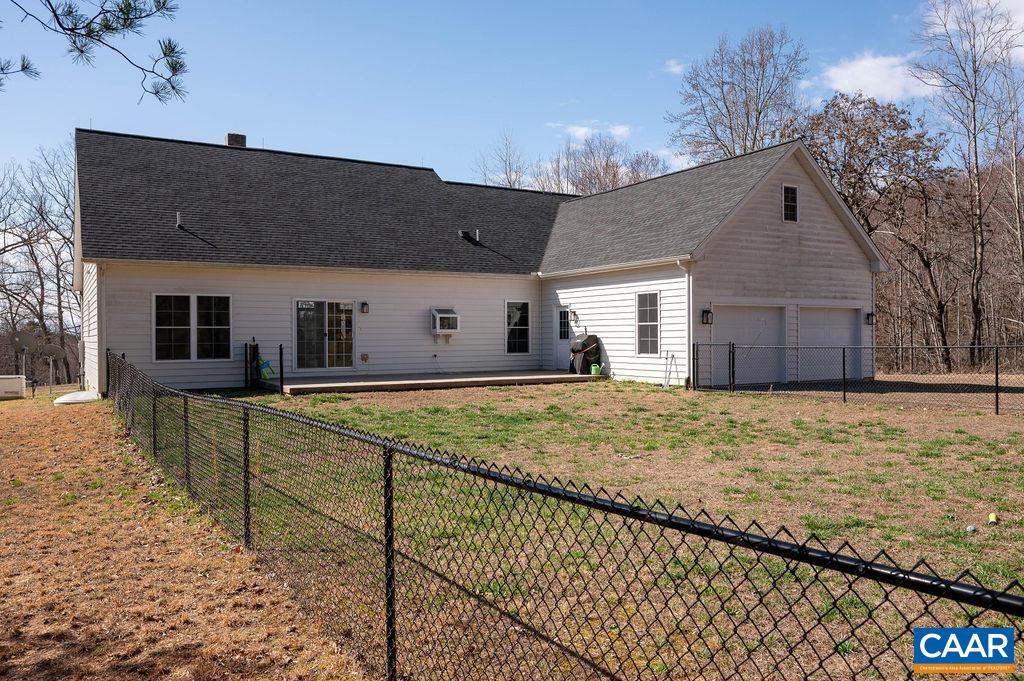 4120 GREEN CREEK RD