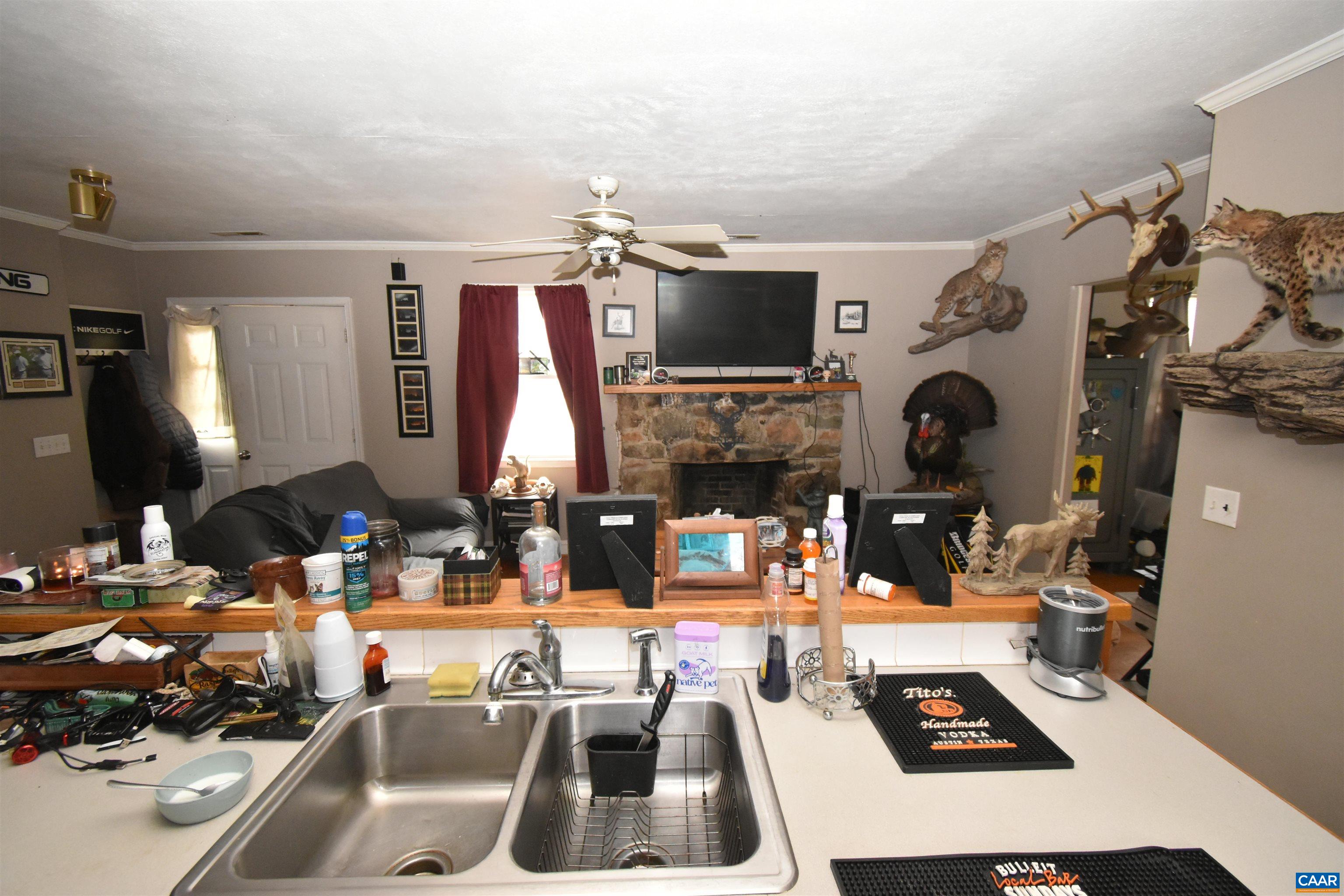130 EARTH WAY DR