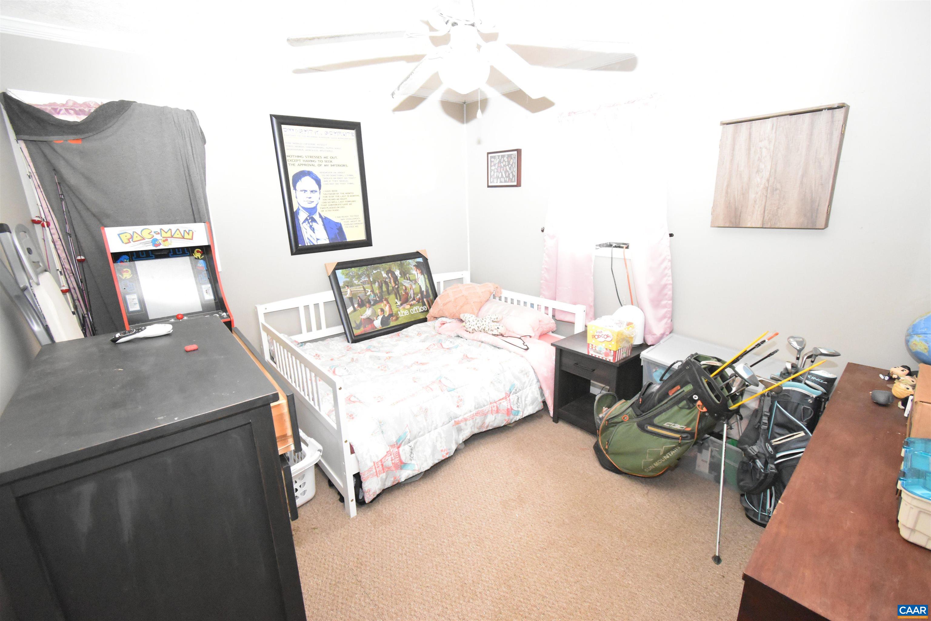 130 EARTH WAY DR