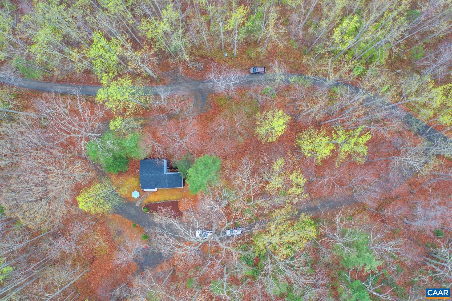 115 CIRCLE RD