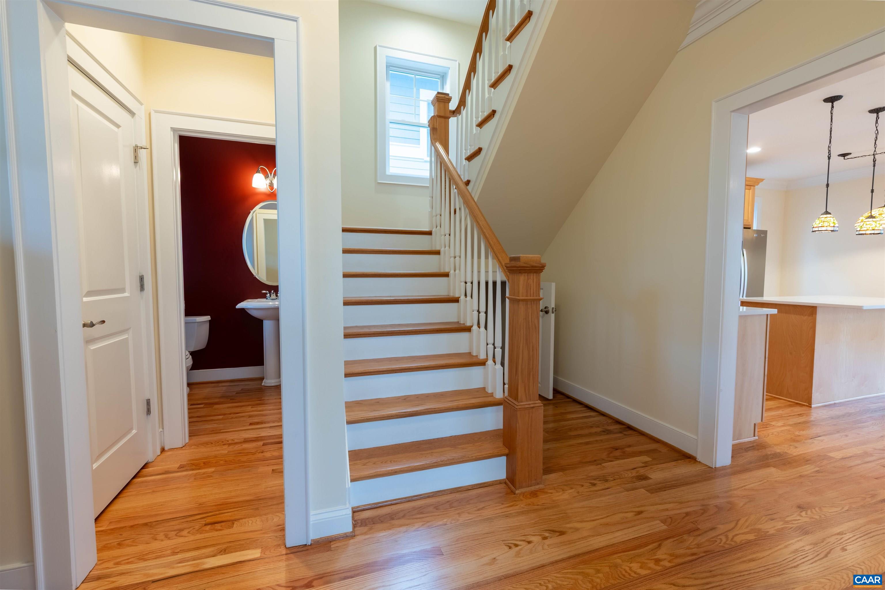 658 TYREE LN
