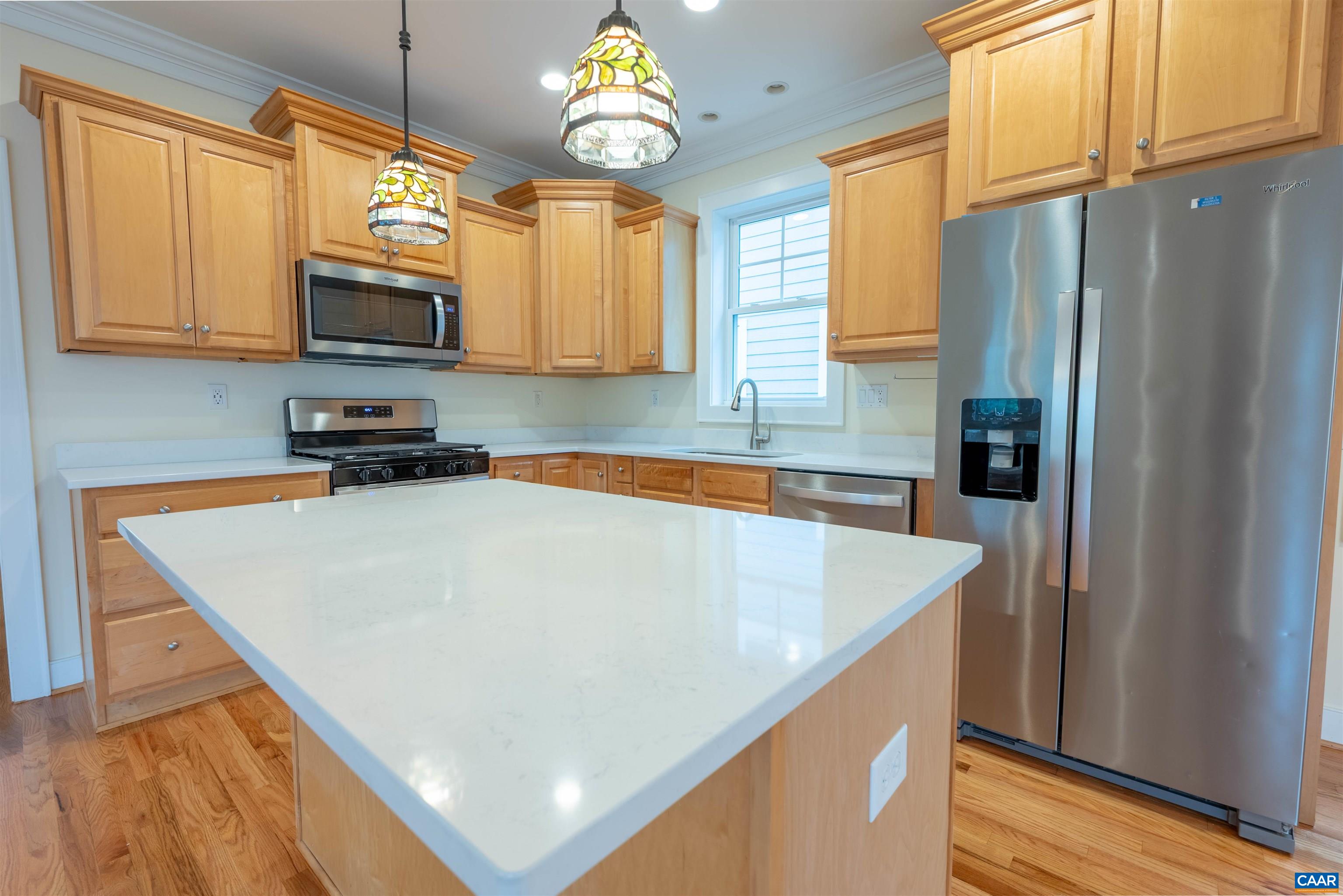 658 TYREE LN