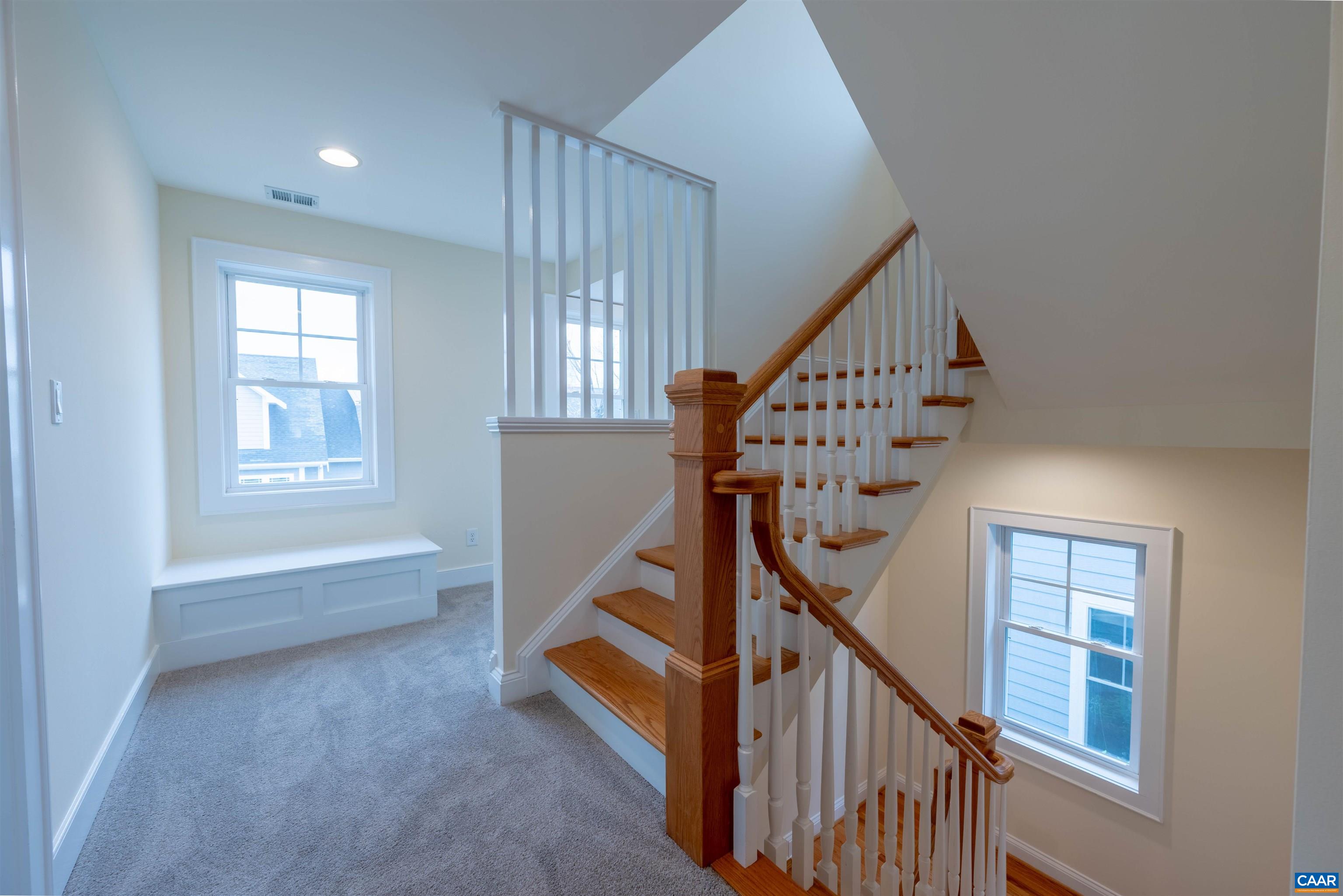 658 TYREE LN