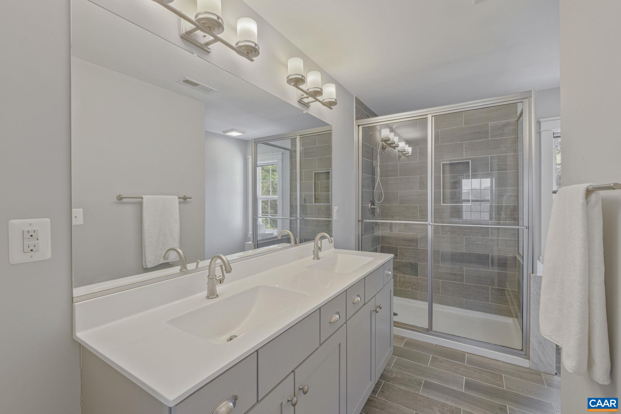 1100 SAINT CHARLES CT